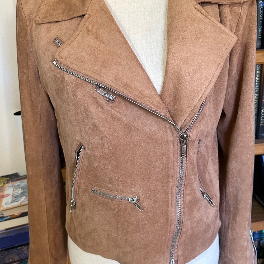Vici Camel Leather Jacket With Silver Accents - image 5